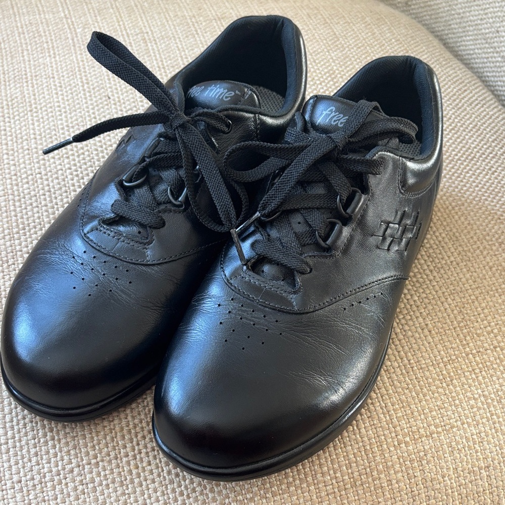 SAS Women's Free Time Black Leather Shoes Oxford TriPad Comfort USA 9.5 PERFECT